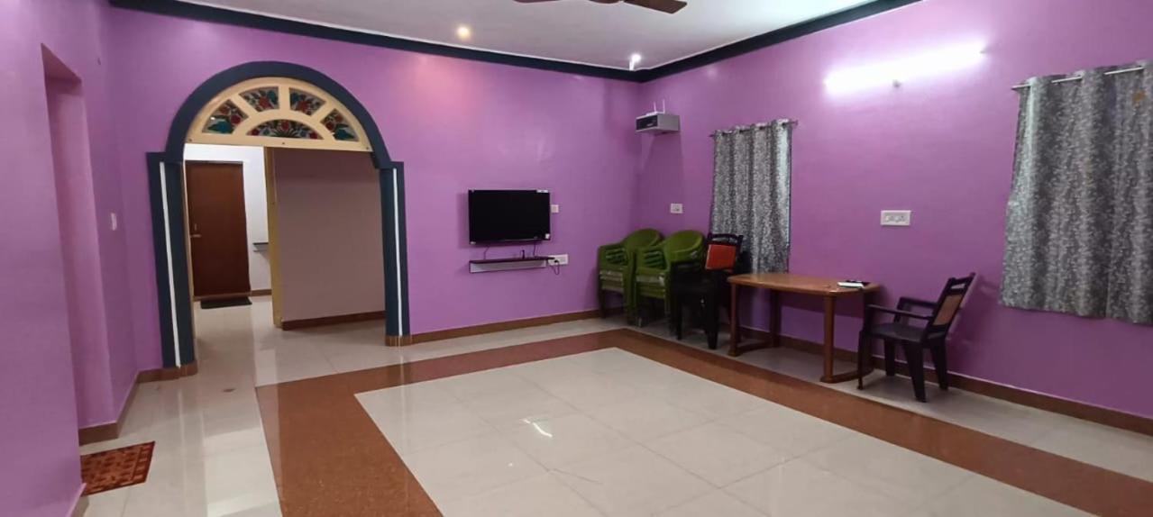 Minus 1 Hotell Kodaikanal Eksteriør bilde