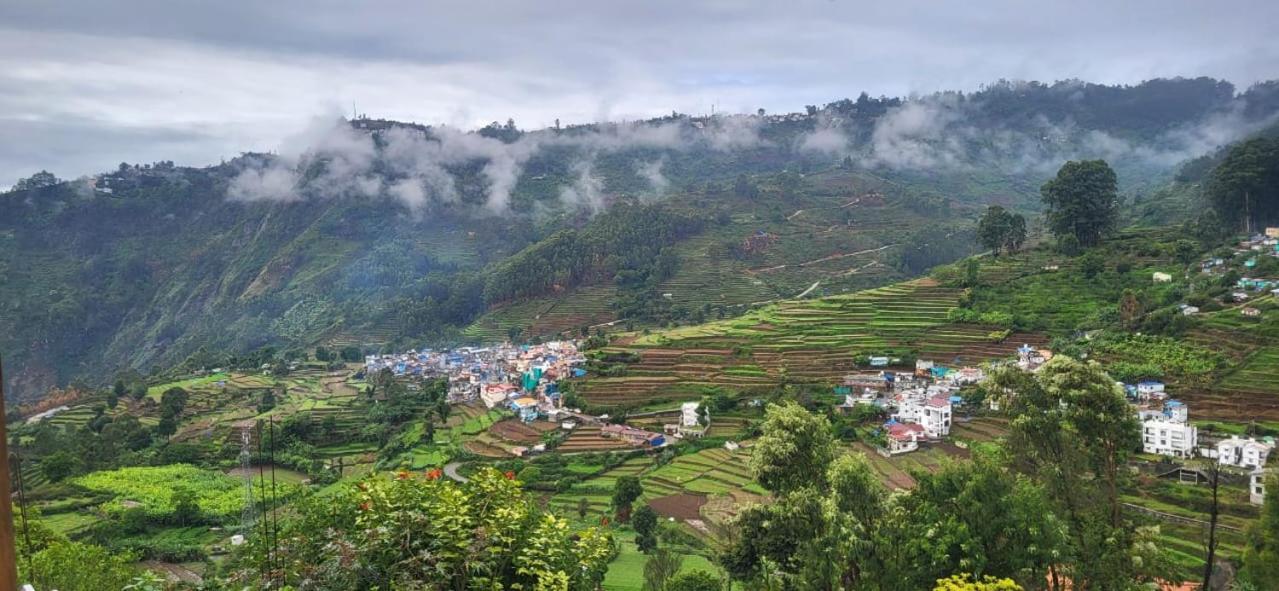 Minus 1 Hotell Kodaikanal Eksteriør bilde