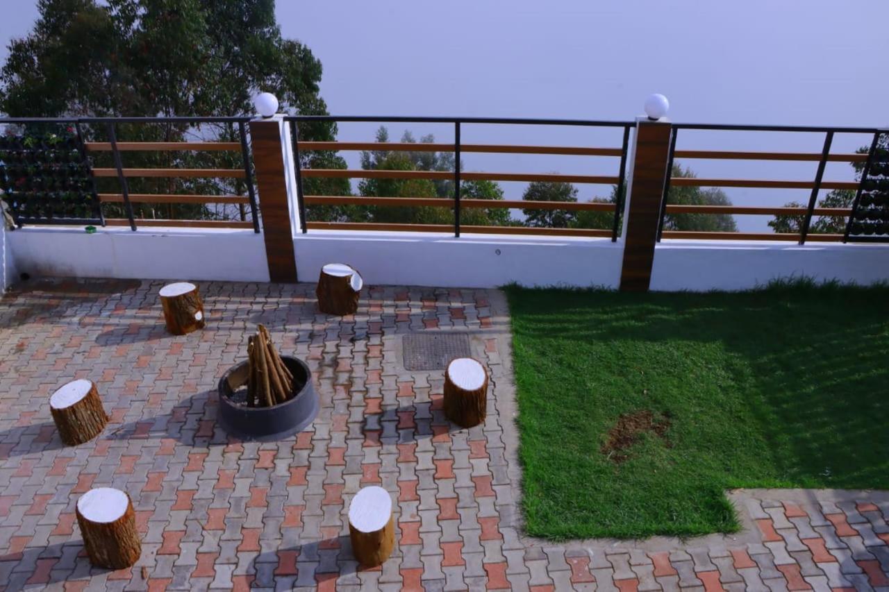 Minus 1 Hotell Kodaikanal Eksteriør bilde