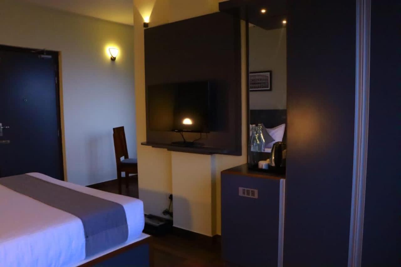 Minus 1 Hotell Kodaikanal Eksteriør bilde
