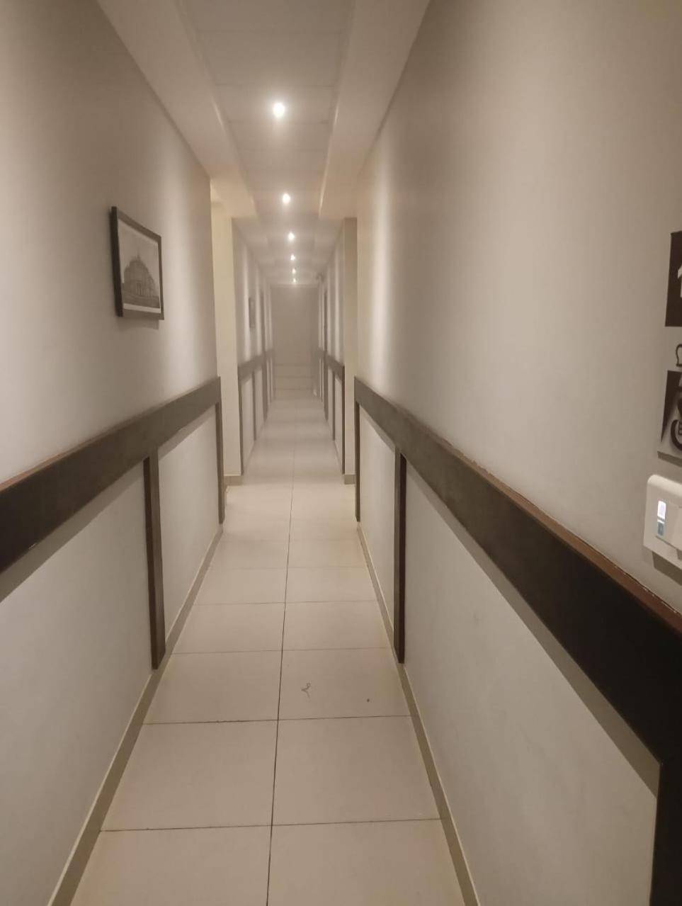 Minus 1 Hotell Kodaikanal Eksteriør bilde